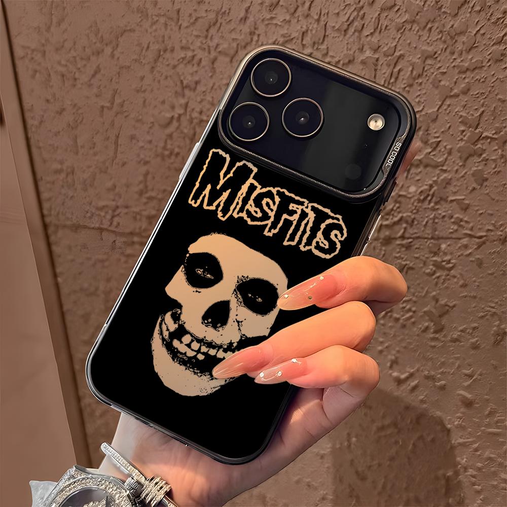 Funda Misfits para iPhone 17 1 - Apple Iphone 15 reseña y precio